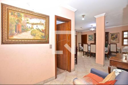 Casa à venda com 4 quartos, 288m² em Vila Madalena, São Paulo