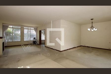 Casa à venda com 2 quartos, 250m² em Vila Madalena, São Paulo