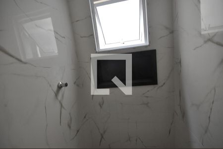 Banheiro de apartamento para alugar com 1 quarto, 34m² em Vila Mazzei, São Paulo