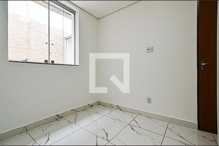 Quarto 2 de casa para alugar com 2 quartos, 70m² em Boa Vista, Belo Horizonte