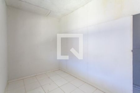 Quarto de casa para alugar com 1 quarto, 90m² em Jaqueline, Belo Horizonte
