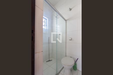 Banheiro Social de casa para alugar com 1 quarto, 90m² em Jaqueline, Belo Horizonte