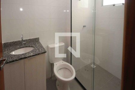Banheiro de apartamento para alugar com 1 quarto, 30m² em Vila Paulo Silas, São Paulo
