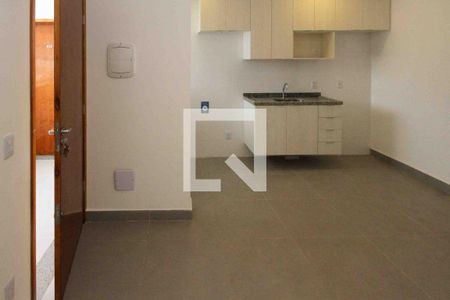 Sala/Cozinha de apartamento para alugar com 1 quarto, 30m² em Vila Paulo Silas, São Paulo