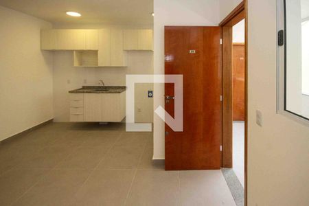 Sala de apartamento para alugar com 1 quarto, 30m² em Vila Paulo Silas, São Paulo