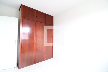 Quarto 1 de apartamento para alugar com 3 quartos, 76m² em Lagoinha, Uberlândia