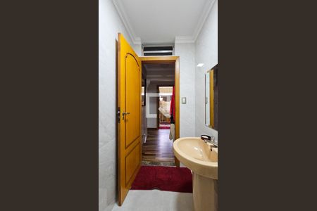 Banheiro 1 de casa à venda com 5 quartos, 252m² em Cupecê, São Paulo