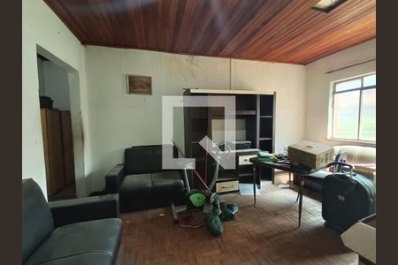 Casa para alugar com 4 quartos, 271m² em Chácara Inglesa, São Paulo