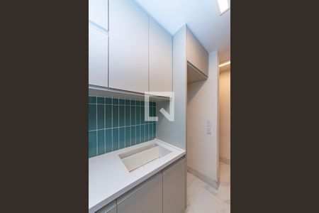 Tanque de apartamento para alugar com 2 quartos, 65m² em Engenho Nogueira, Belo Horizonte