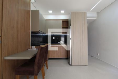 Sala/Cozinha de apartamento para alugar com 1 quarto, 40m² em Itaim Bibi, São Paulo