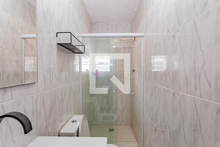 Banheiro de casa para alugar com 3 quartos, 85m² em Vila Conde do Pinhal, São Paulo