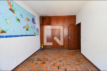 Quarto 3 de casa para alugar com 5 quartos, 300m² em São Pedro, Belo Horizonte