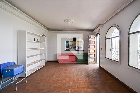 Sala 1 de casa para alugar com 5 quartos, 300m² em São Pedro, Belo Horizonte