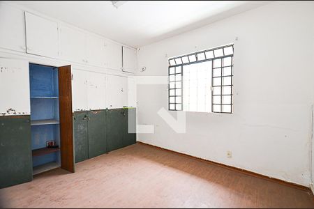 Quarto 1 de casa para alugar com 5 quartos, 270m² em São Pedro, Belo Horizonte