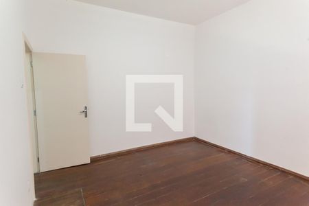 quarto 1 de casa para alugar com 3 quartos, 363m² em Floresta, Belo Horizonte