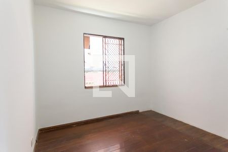 quarto 1 de casa para alugar com 3 quartos, 363m² em Floresta, Belo Horizonte