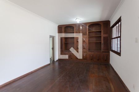 Sala de casa para alugar com 3 quartos, 363m² em Floresta, Belo Horizonte