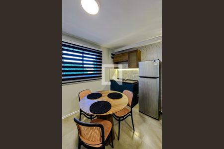 Cozinha de apartamento para alugar com 1 quarto, 25m² em Vila Prudente, São Paulo