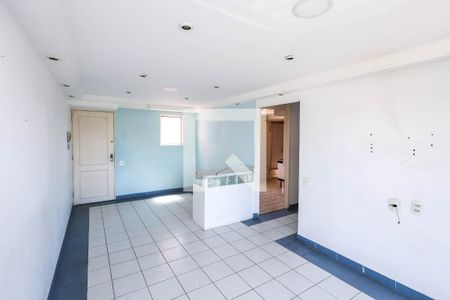 Sala de apartamento para alugar com 2 quartos, 60m² em Jardim Santa Emilia, São Paulo