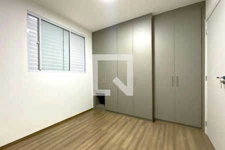 Suite 1 de apartamento para alugar com 2 quartos, 55m² em Buritis, Belo Horizonte