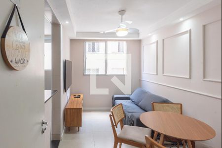 Sala de apartamento para alugar com 2 quartos, 46m² em Jardim Marcia, Campinas