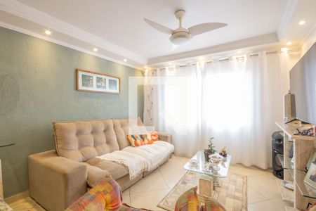 Sala de casa para alugar com 2 quartos, 180m² em Veloso, Osasco