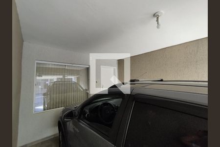 Garagem  de casa à venda com 2 quartos, 115m² em Sacomã, São Paulo