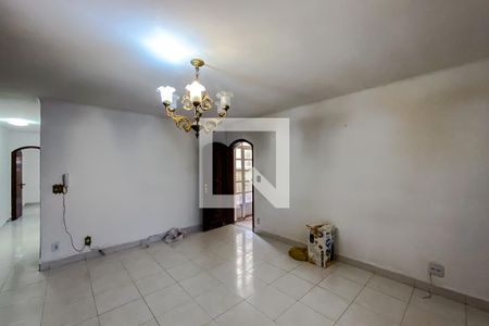 Sala de casa à venda com 4 quartos, 194m² em Vila Regente Feijó, São Paulo