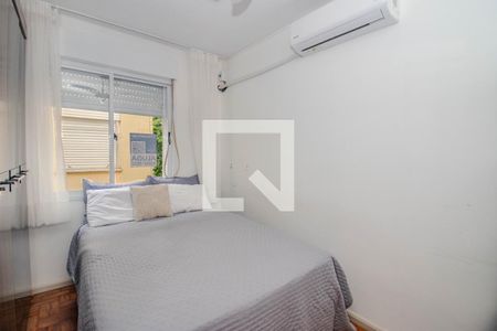 Quarto 2 de apartamento para alugar com 2 quartos, 50m² em São Sebastião, Porto Alegre