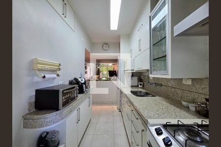 Cozinha de apartamento à venda com 2 quartos, 80m² em Indianópolis, São Paulo