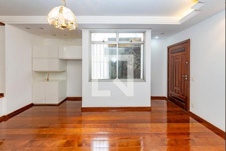 Sala 1 de apartamento para alugar com 3 quartos, 139m² em Santa Lúcia, Belo Horizonte