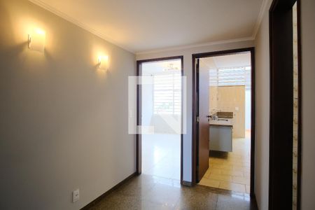 Hall dos quartos de casa à venda com 2 quartos, 105m² em Chácara Santo Antônio (zona Leste), São Paulo