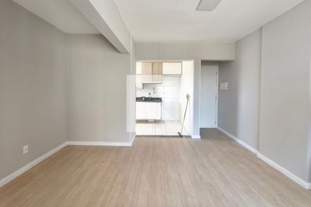 Sala de apartamento para alugar com 3 quartos, 80m² em Parque Prado, Campinas