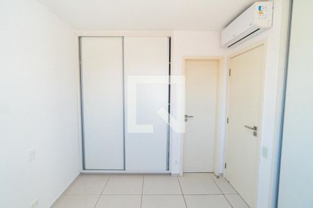 Suite de apartamento para alugar com 2 quartos, 65m² em Vila Alexandria, São Paulo