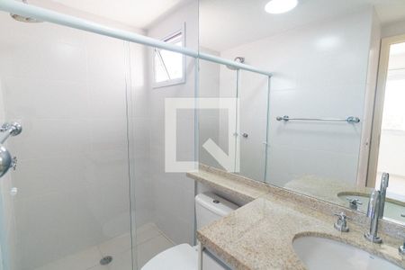 Banheiro da Suíte de apartamento para alugar com 2 quartos, 65m² em Vila Alexandria, São Paulo