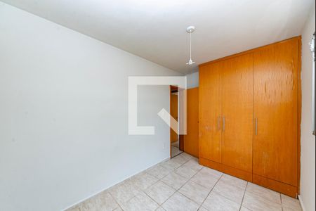 Quarto 1 de apartamento para alugar com 2 quartos, 110m² em Salgado Filho, Belo Horizonte