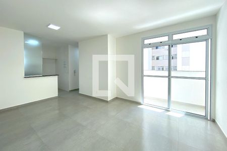 Sala de apartamento para alugar com 2 quartos, 55m² em Buritis, Belo Horizonte