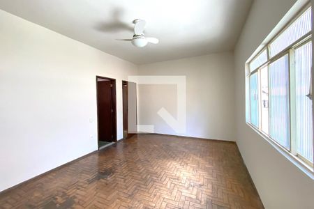 Suite 1 de casa para alugar com 3 quartos, 364m² em Padre Eustáquio, Belo Horizonte