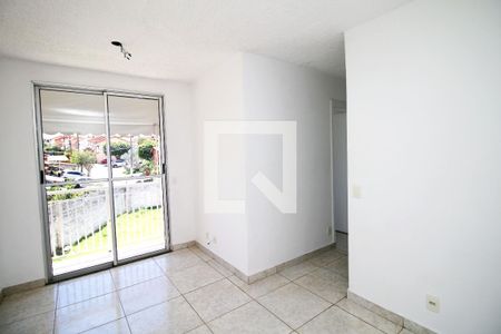 Sala de apartamento para alugar com 2 quartos, 45m² em Pavuna, Nilópolis