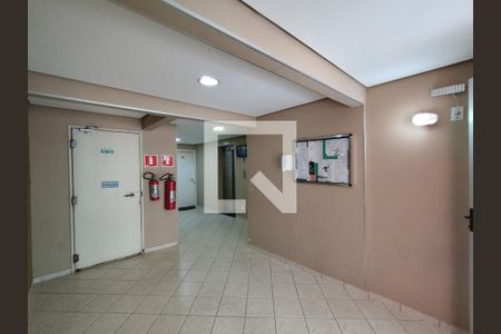Hall de entrada de apartamento para alugar com 2 quartos, 48m² em Sacoma, São Paulo