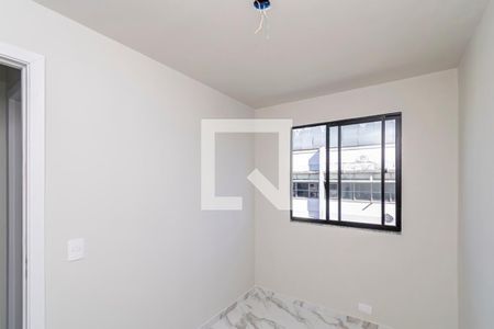 Quarto  de apartamento para alugar com 2 quartos, 51m² em Irajá, Rio de Janeiro