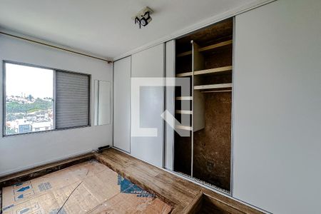 Quarto 1 de apartamento para alugar com 2 quartos, 58m² em Vila Bertioga, São Paulo