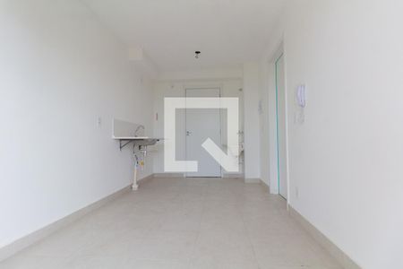 Sala, Cozinha e Área de Serviço de apartamento para alugar com 1 quarto, 30m² em Penha de França, São Paulo