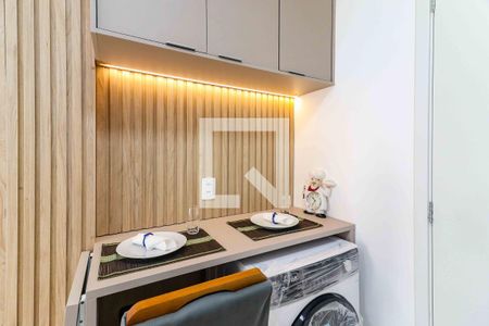 Sala/Cozinha de apartamento para alugar com 1 quarto, 27m² em Vila Butantã, São Paulo