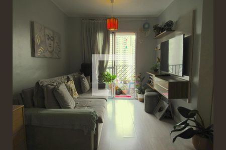 Sala de apartamento para alugar com 3 quartos, 66m² em Industrial Autonomistas, Osasco