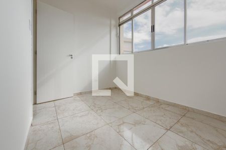 Quarto 1 de apartamento para alugar com 2 quartos, 50m² em Vila Mariana, São Paulo