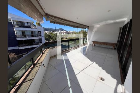 Varanda de apartamento para alugar com 4 quartos, 160m² em Recreio dos Bandeirantes, Rio de Janeiro