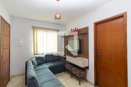 Sala/Cozinha de casa de condomínio à venda com 2 quartos, 51m² em Itaquera, São Paulo