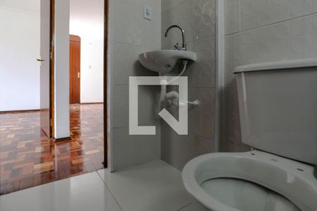 Banheiro de apartamento para alugar com 2 quartos, 51m² em Jardim Marica, Mogi das Cruzes