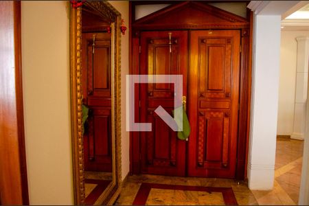 Apartamento para alugar com 4 quartos, 285m² em Setor Oeste, Goiânia